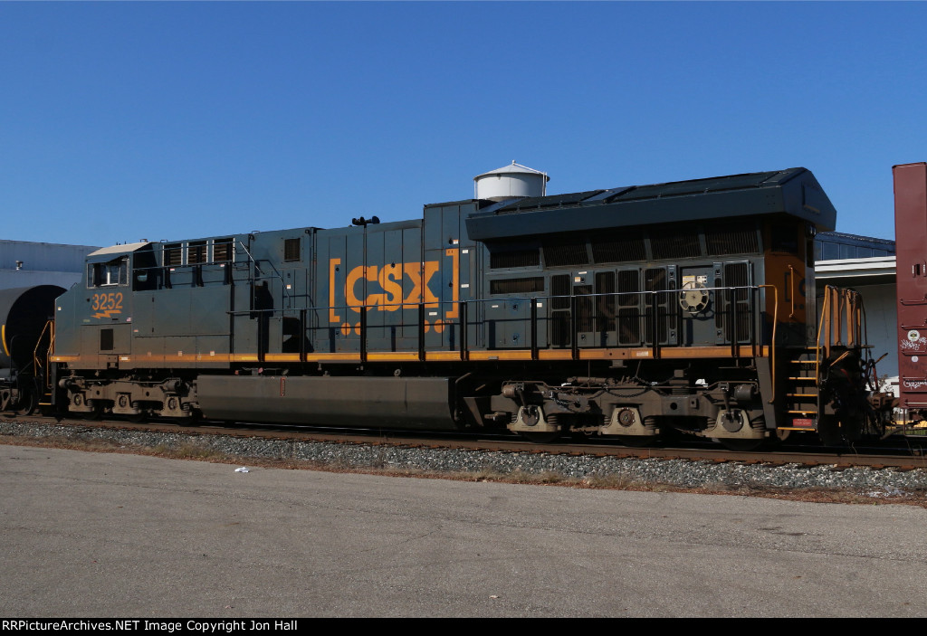 CSX 3252